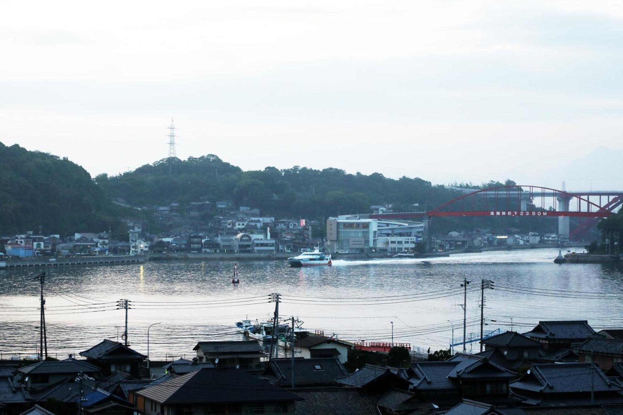 ゲストハウス 瀬戸内ライフ คุเระ ภายนอก รูปภาพ